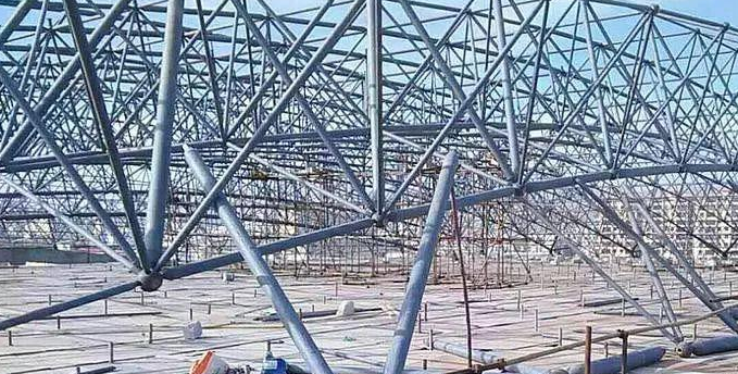 高邮盘点螺栓球网架对于选材方面的4个基本恳求